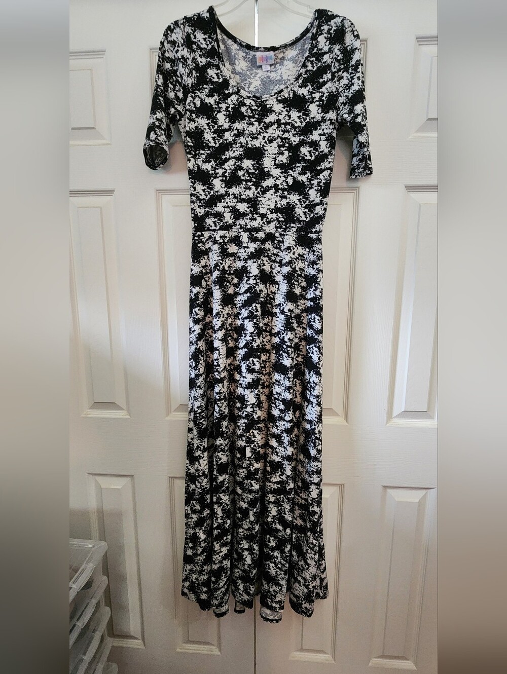 LuLaRoe NWOT Black and White Abstract Print Maxi Dress